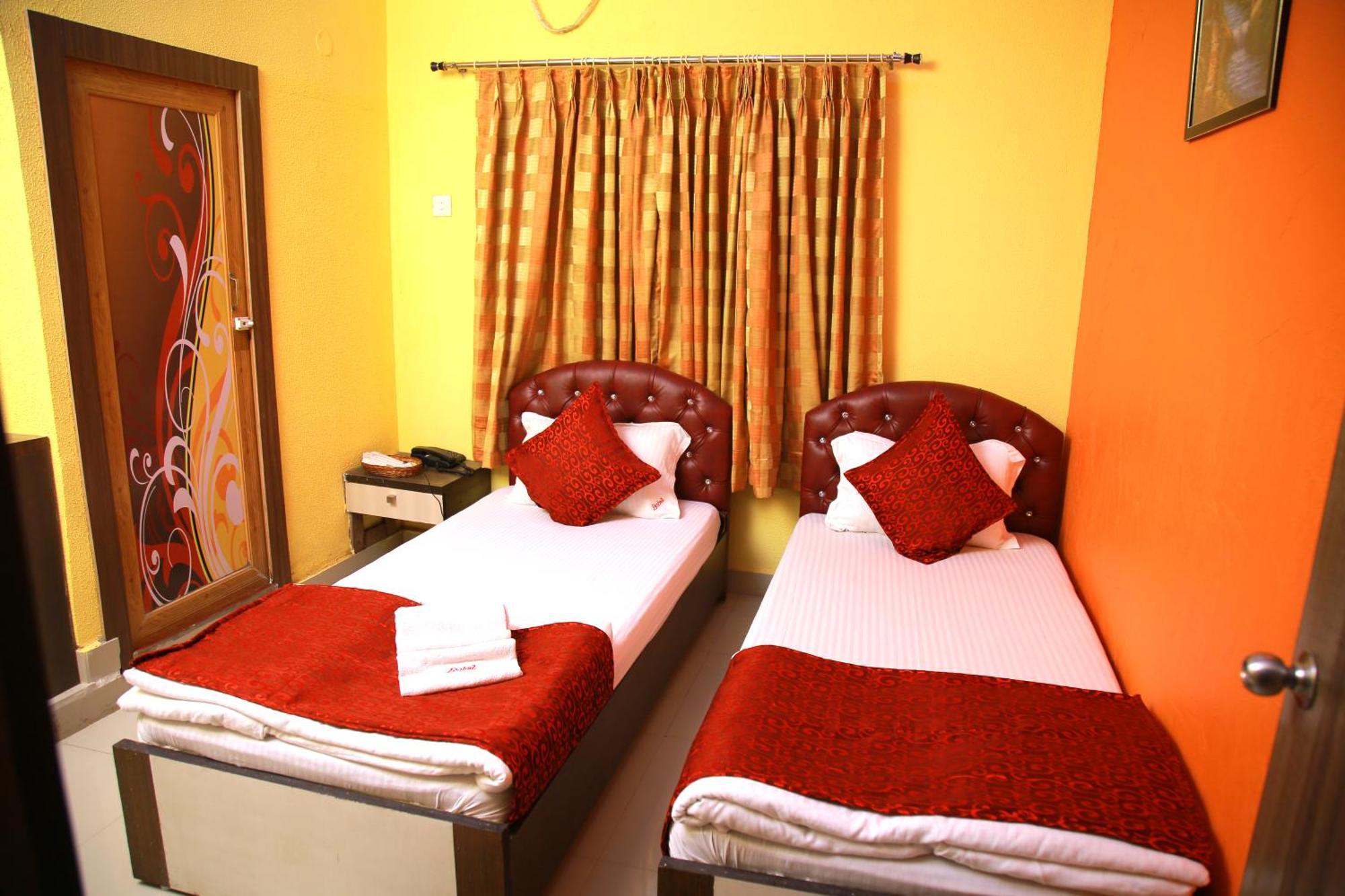 Babul Hotel Kolkata Exterior photo