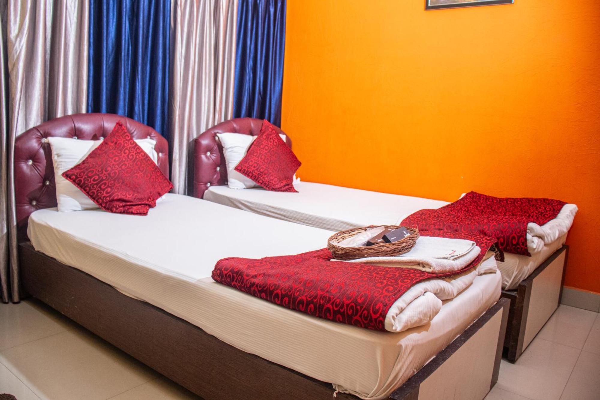 Babul Hotel Kolkata Exterior photo