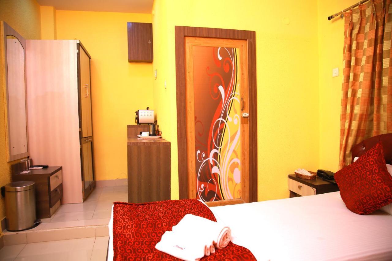 Babul Hotel Kolkata Exterior photo